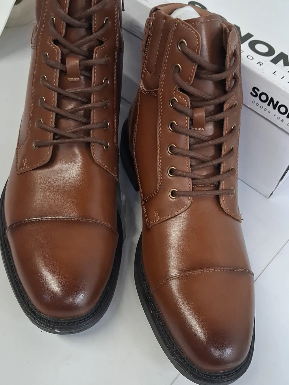 NWT Mens Sonoma Goods For Life Mateyo Memory Foam Cognac Boots